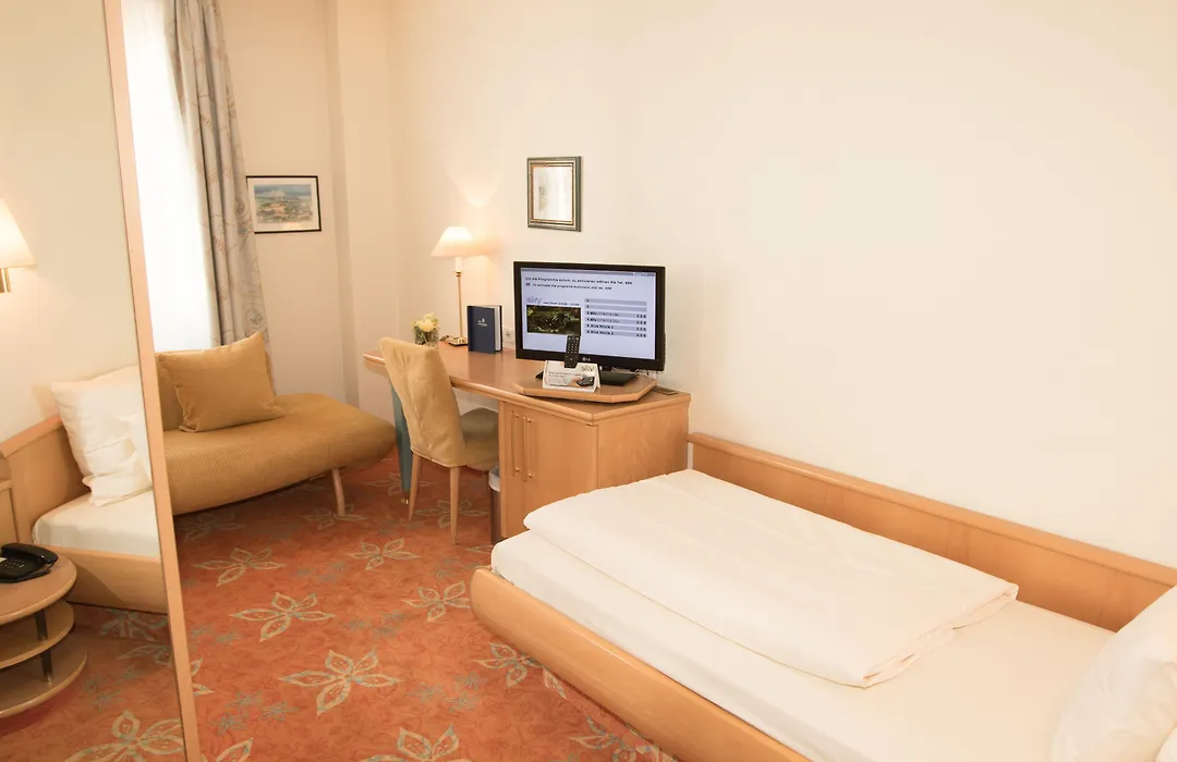 Hotel Stadt Muenchen-1