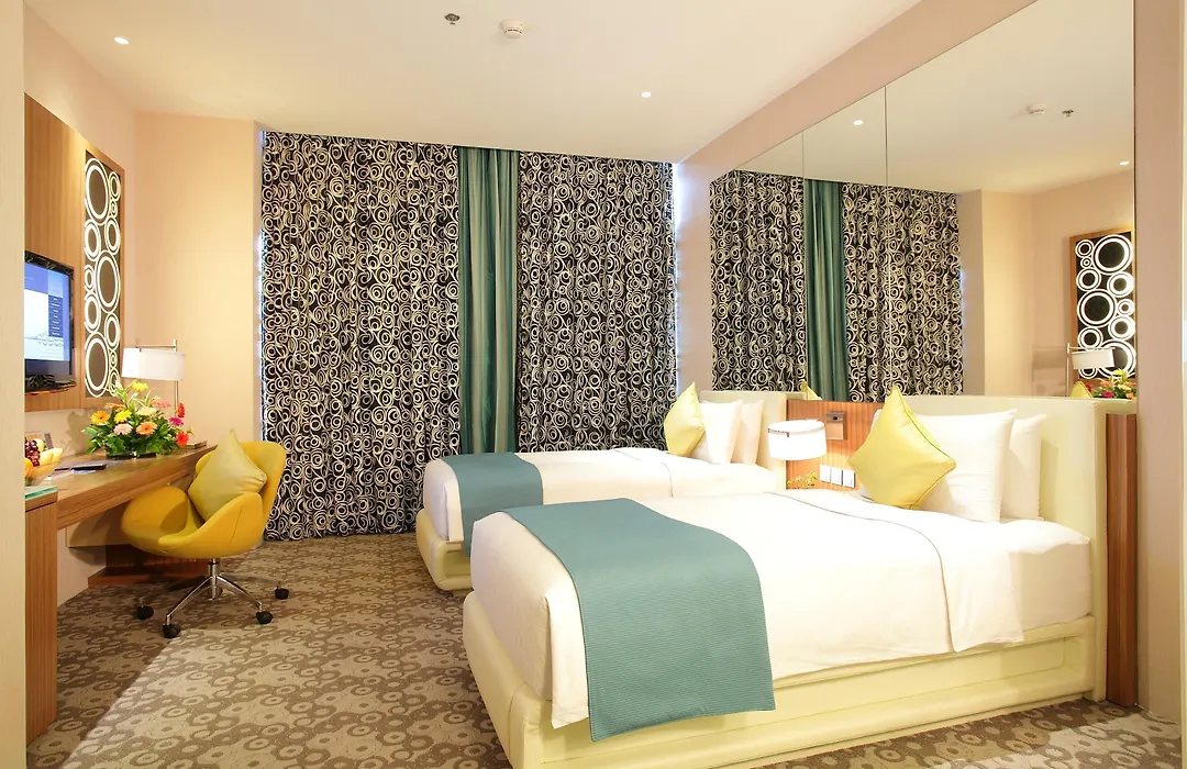 Hotel H2O-1