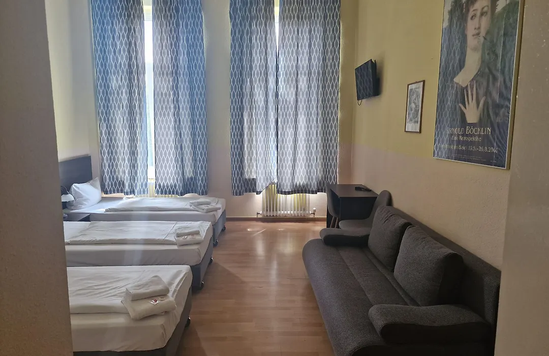 Hotel Am Stuttgarter Eck-1