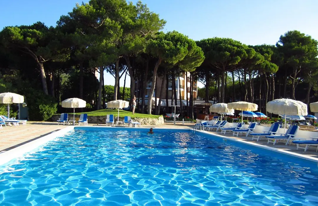 Hotel Beau Rivage Pineta-1