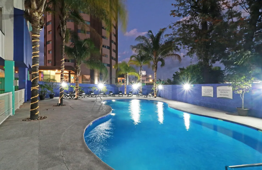 Staybridge Suites Guadalajara Expo By Ihg-1