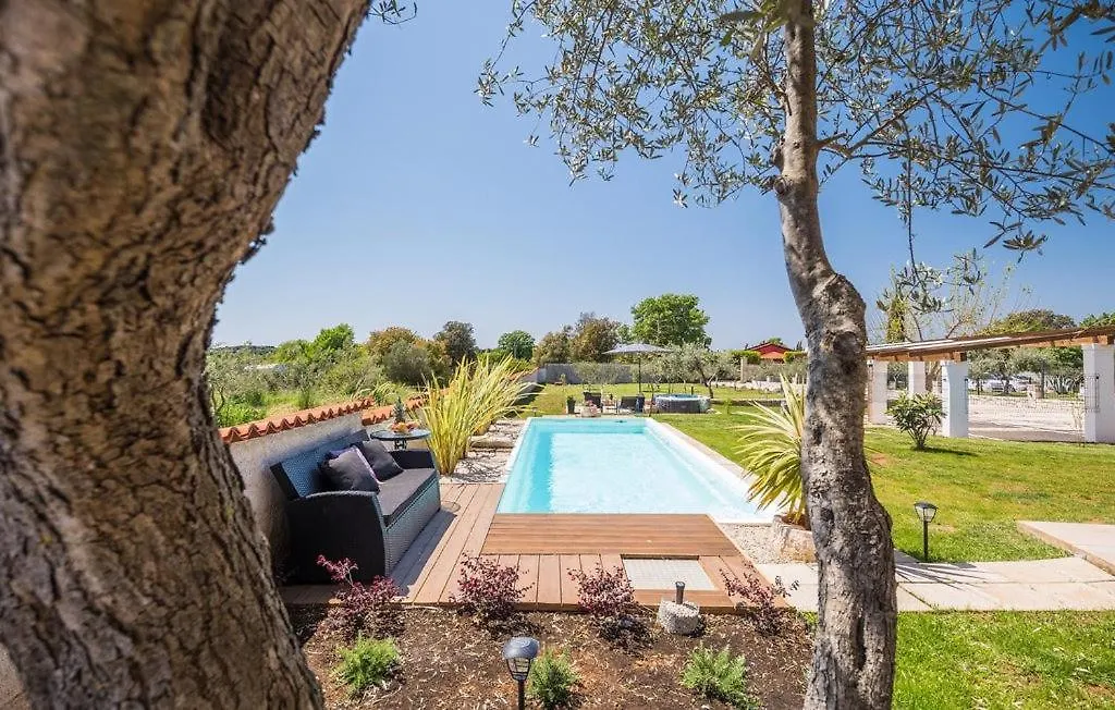 Villa Fauna By Villas Guide-1