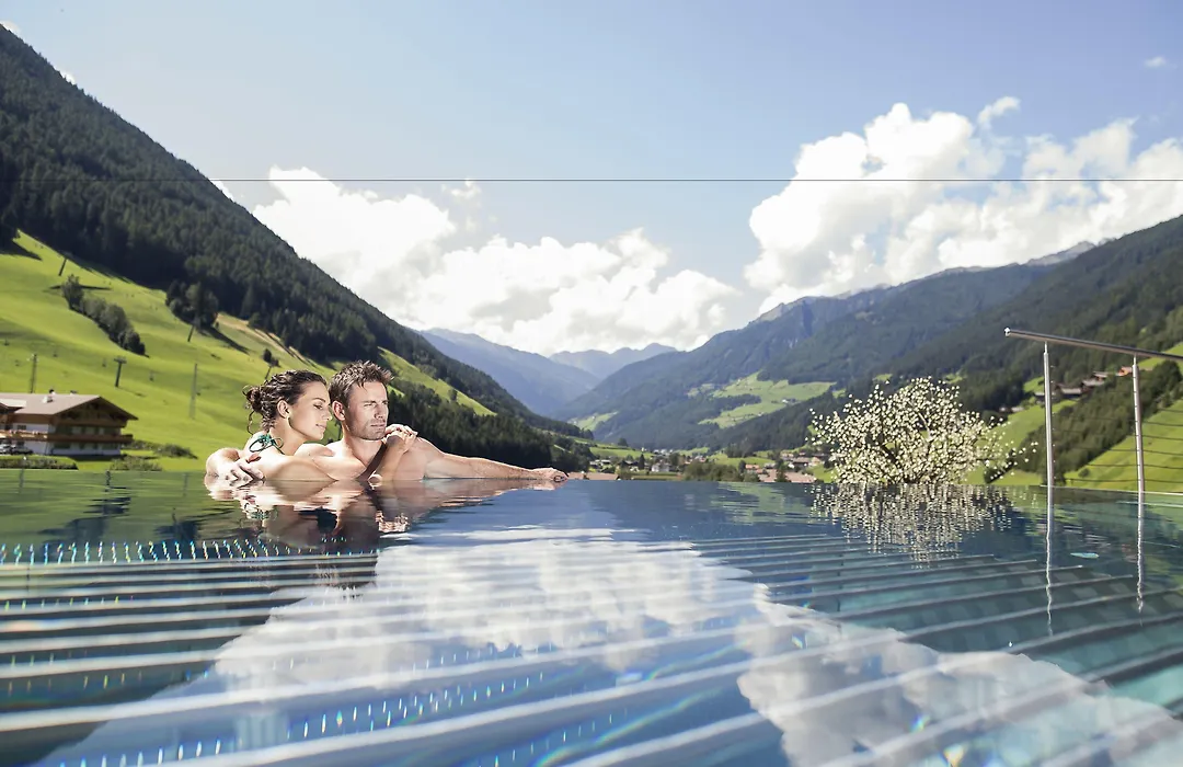 LUNARIS Wellnessresort-1