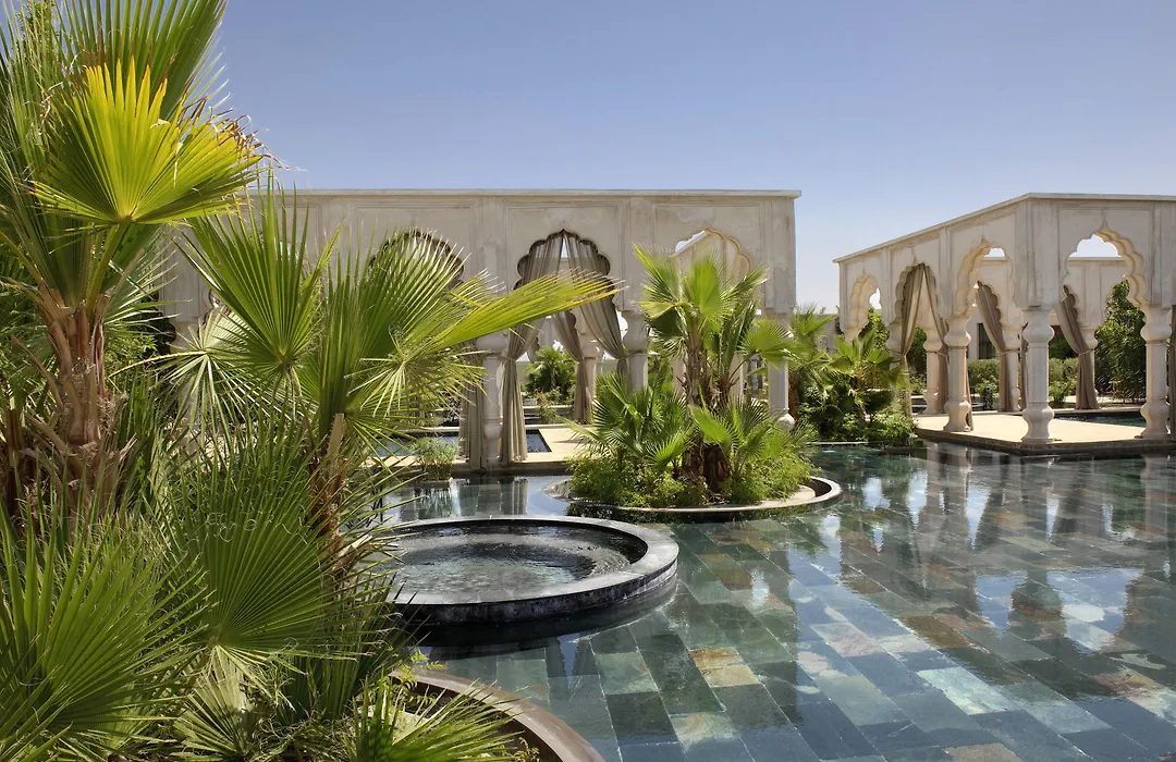 Palais Namaskar-1