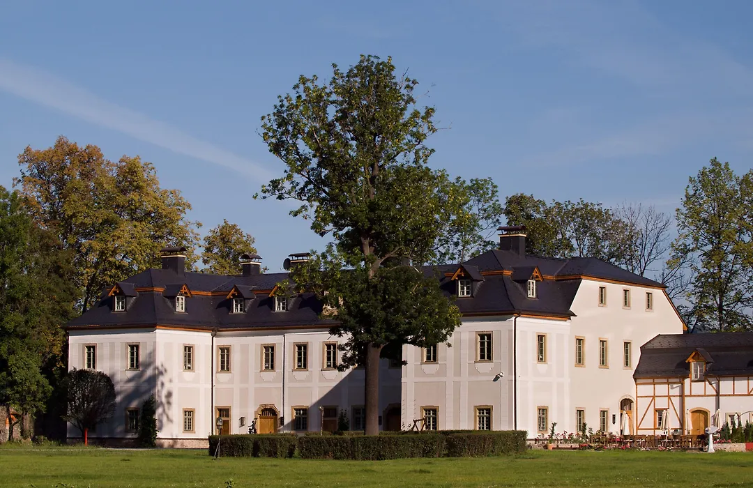 Pałac Pakoszów Schlosshotel Wernersdorf-1