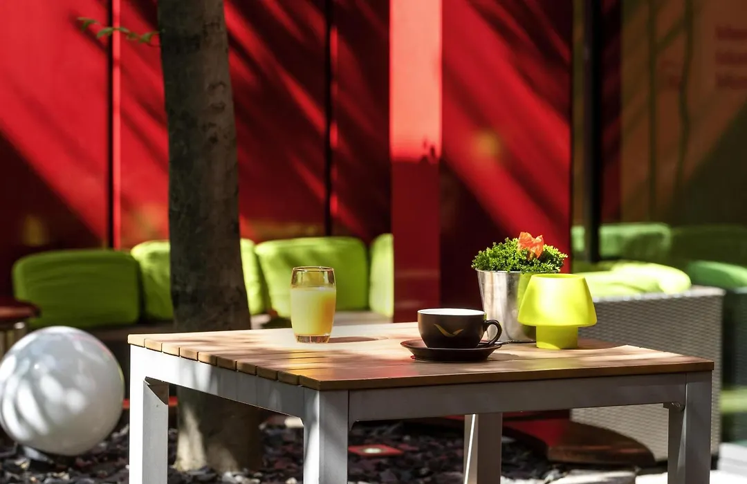 Moevenpick Hotel Frankfurt City Messe-1