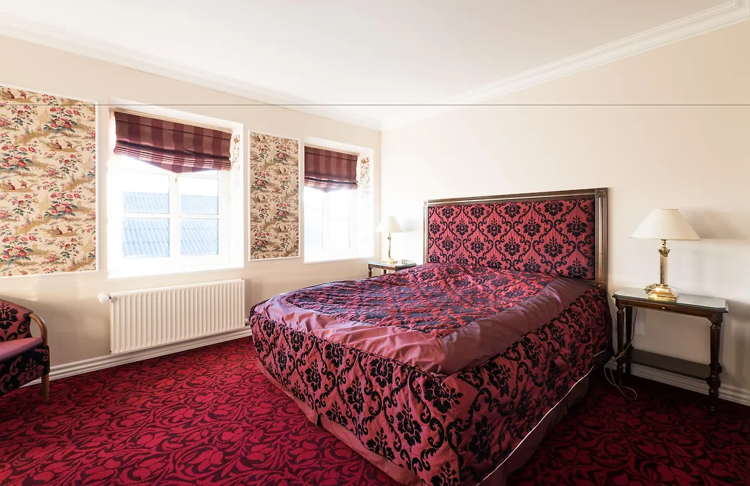 Den Gamle Graensekro Inn-1