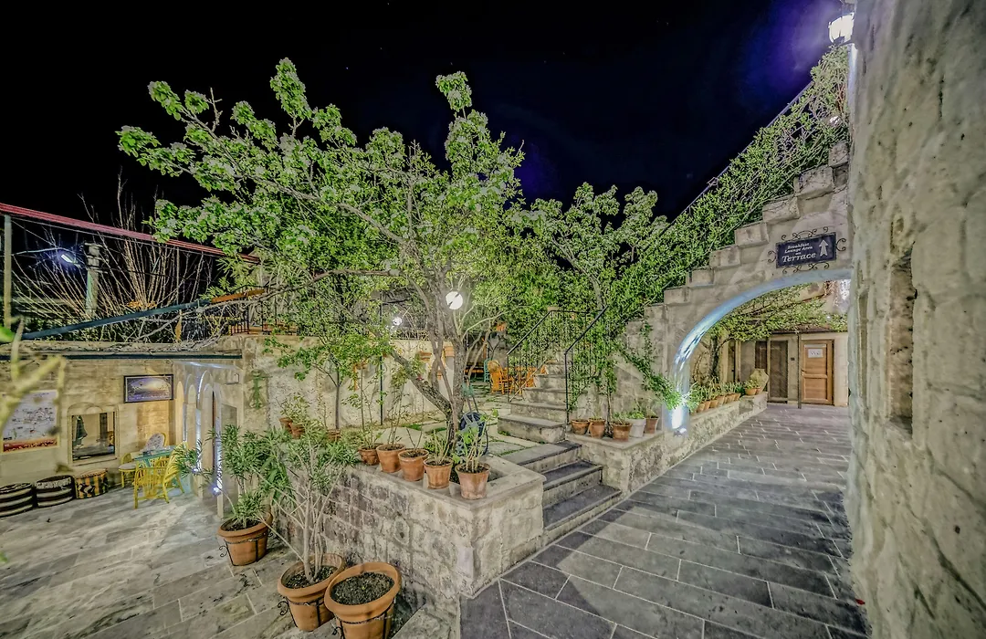 Elysee Cave House-1