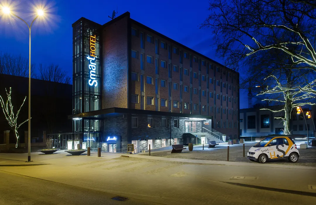 Smart Hotel-1