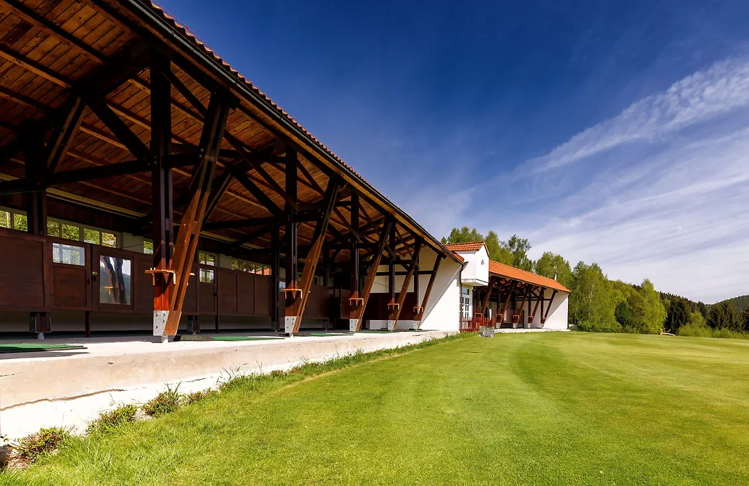 Cihelny Golf&Wellness Resort-1