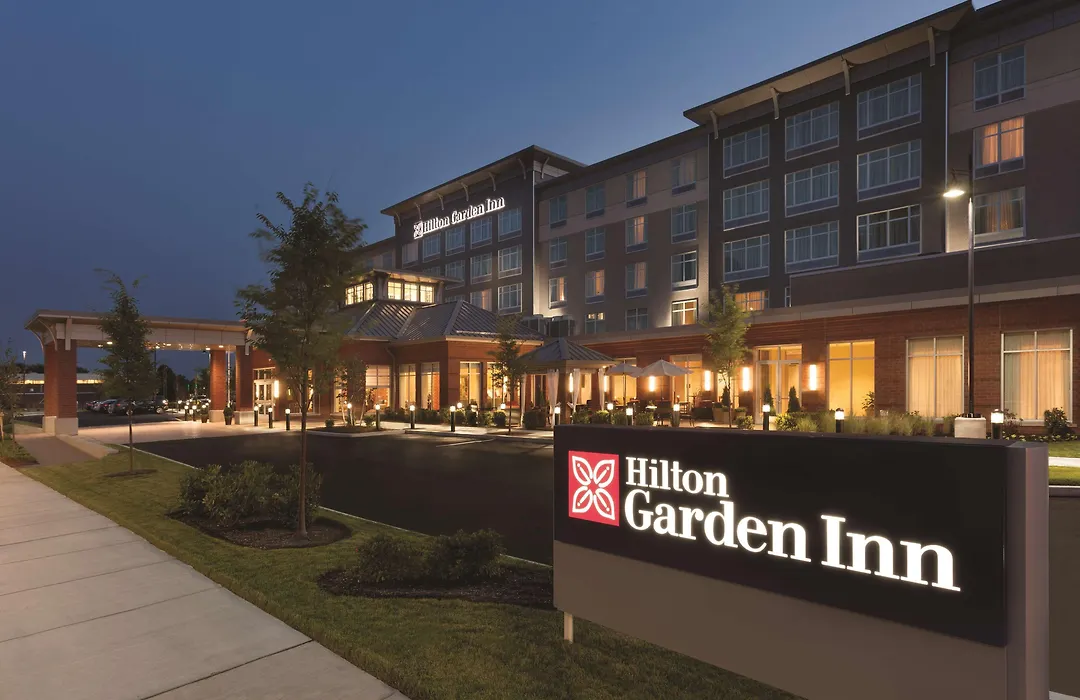 Hilton Garden Inn Boston Logan Airport-1