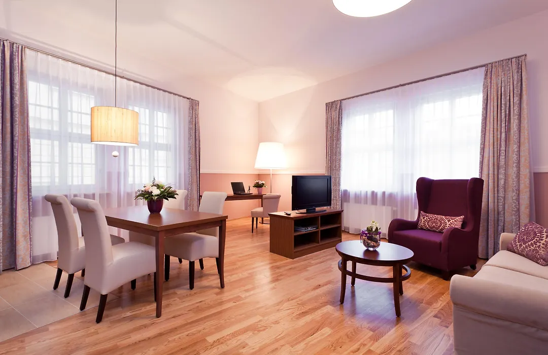 Aparthotel Am Schloss-1