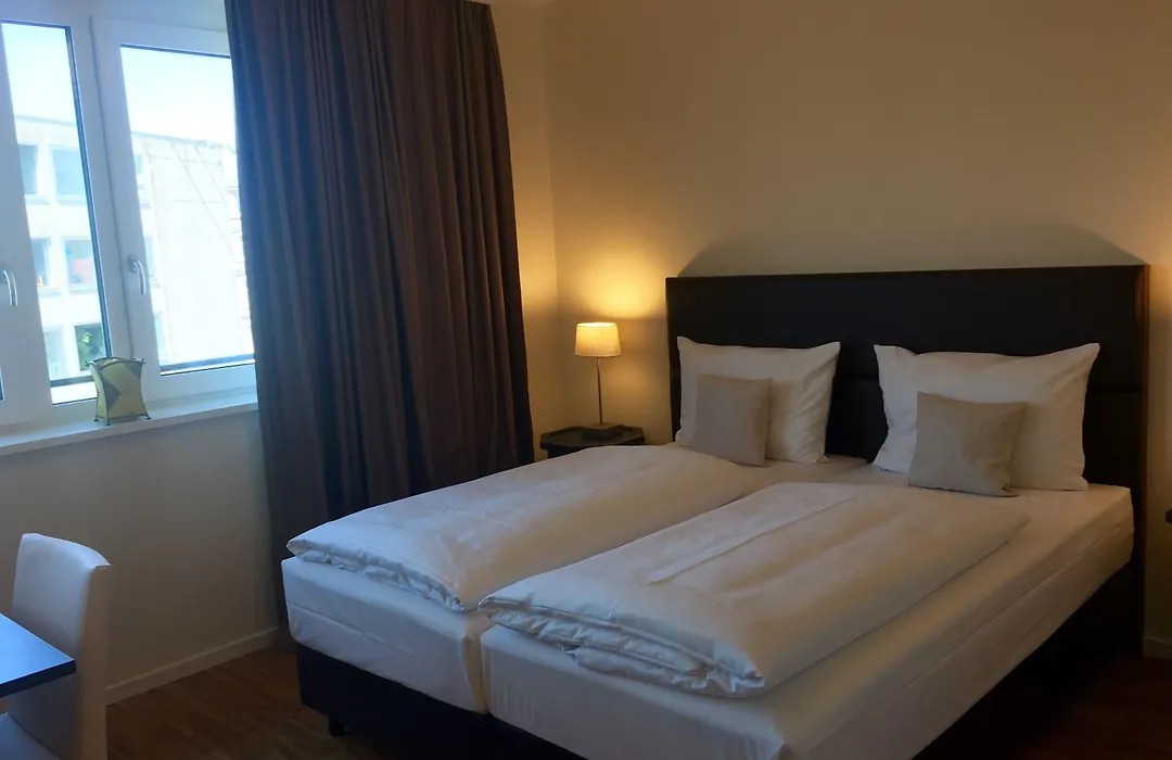 Stay! Hotel Boardinghouse-1