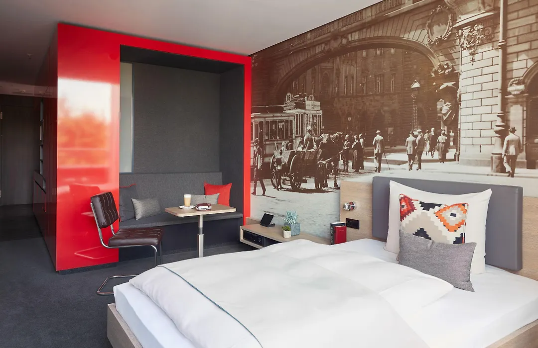 Living Hotel Frankfurt-1