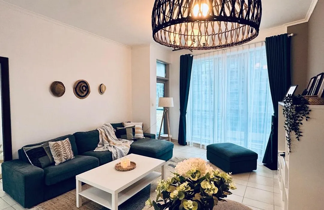 Cozy 1Bd In Dubai Marina-1