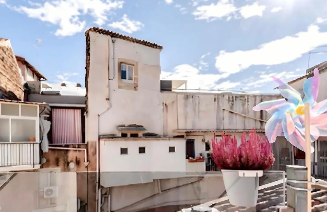 Nais Old Town Charme-1