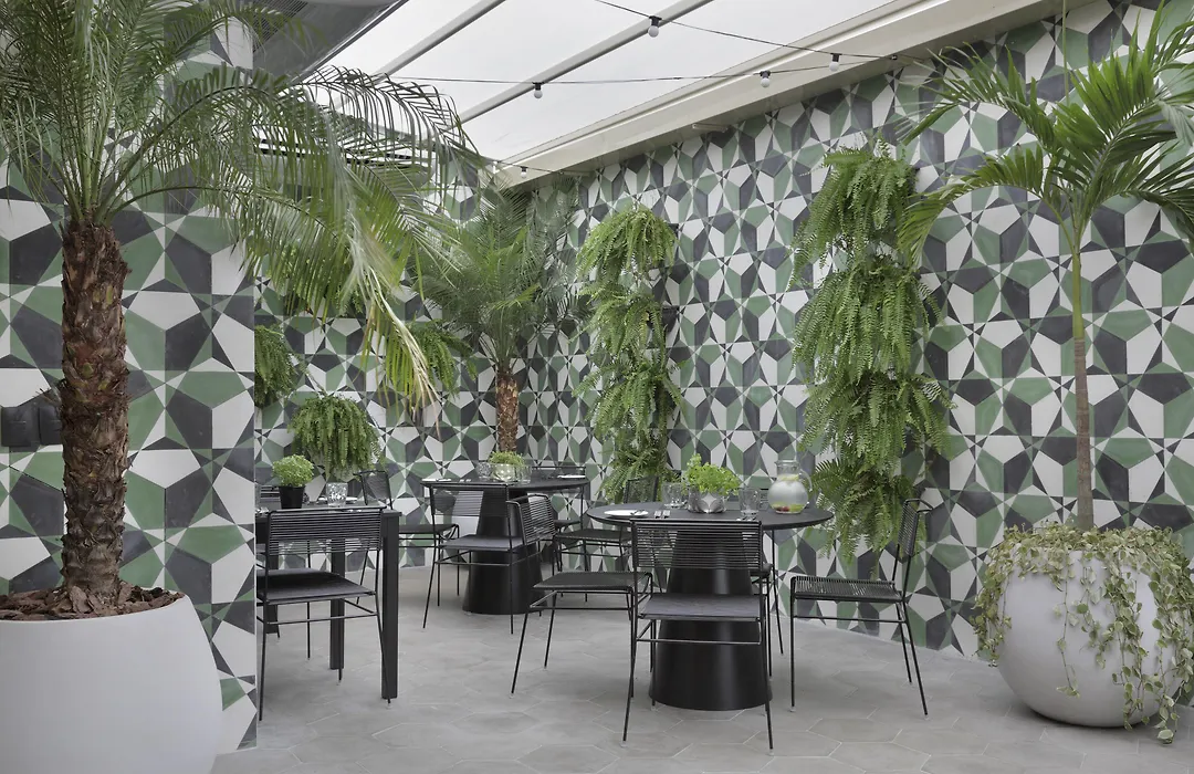 Yoo2 Rio De Janeiro, Tapestry Collection By Hilton-1