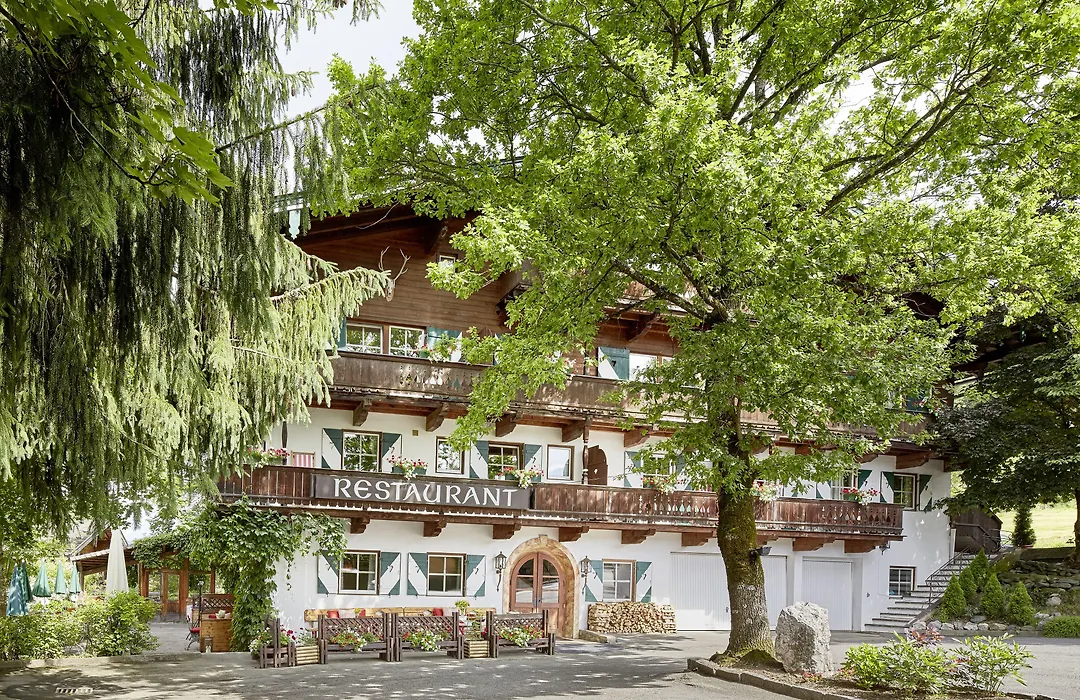 Landsitz Römerhof - Hotel Apartments-1