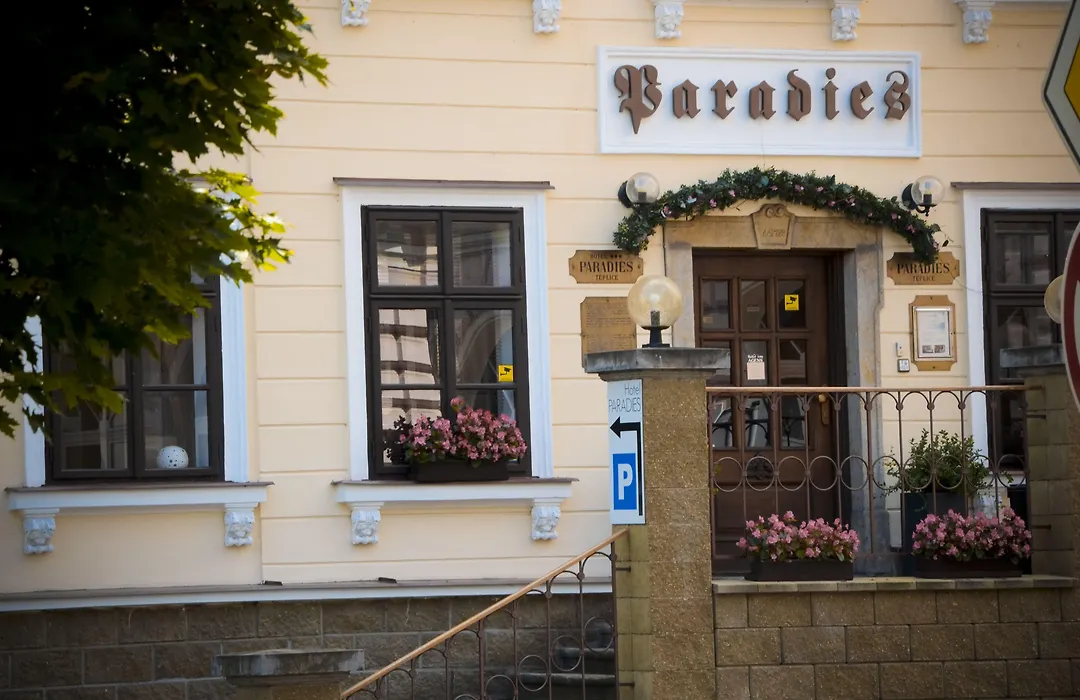 Hotel Paradies-1