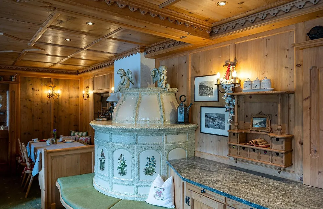 die AlpenRose-1