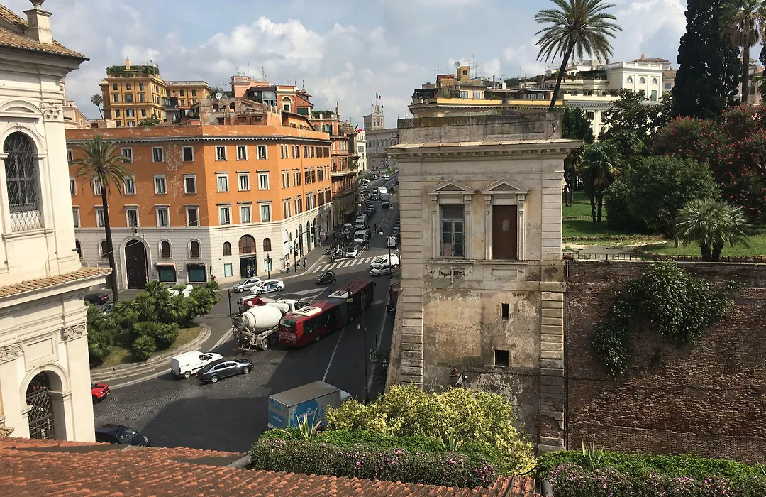 Roma Luxus Hotel-1
