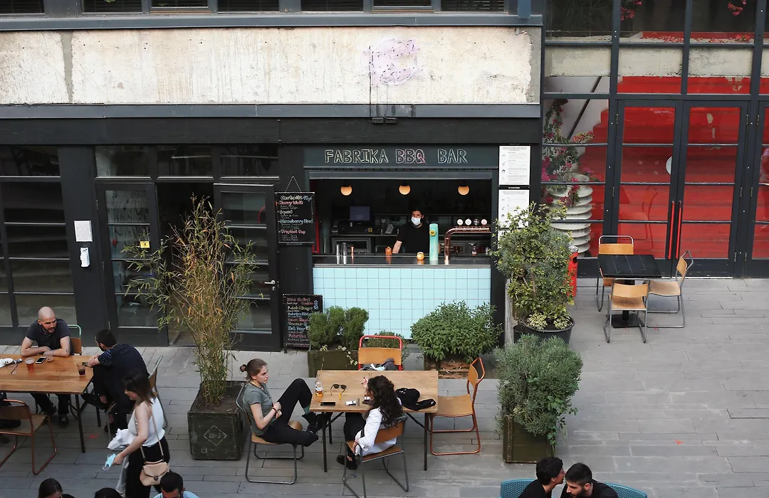 Fabrika Hostel&Suites-1