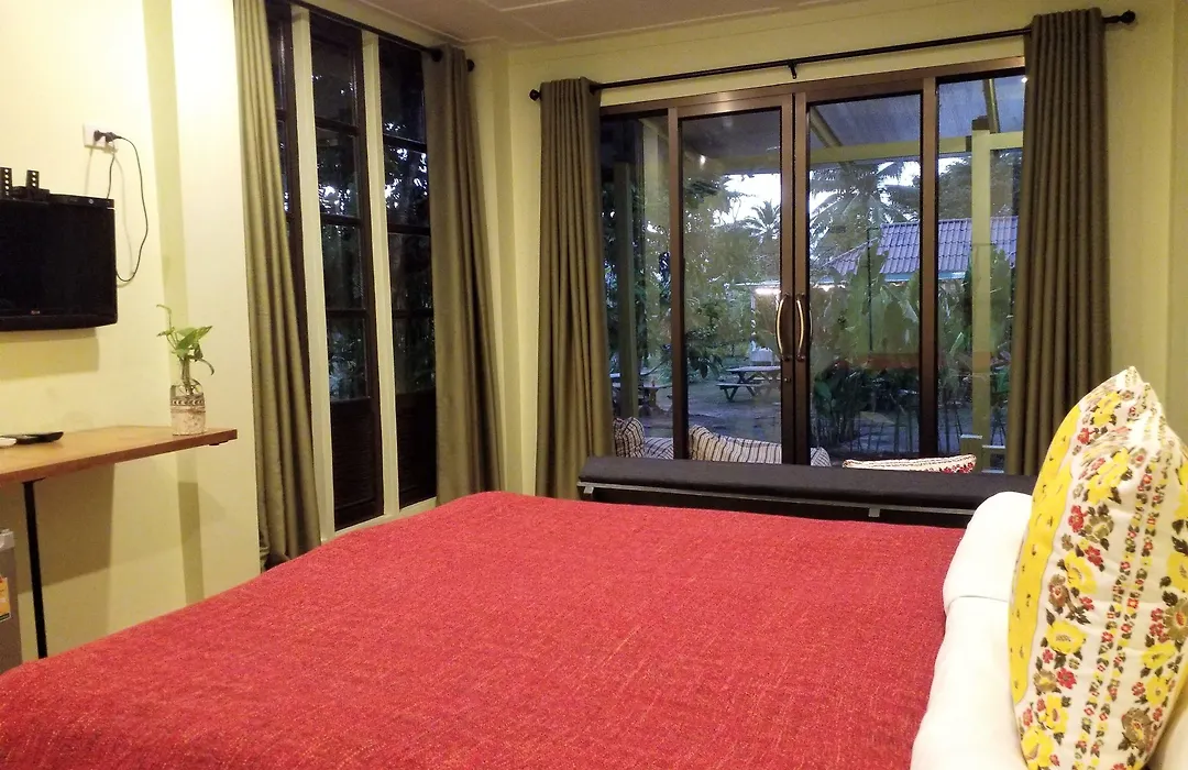 Baan Bua Cottage-1