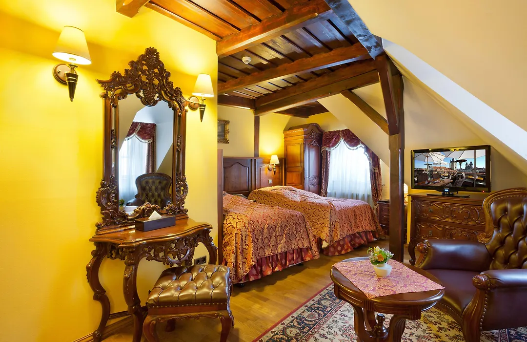 Hotel U Prince Prague By Bhg-1