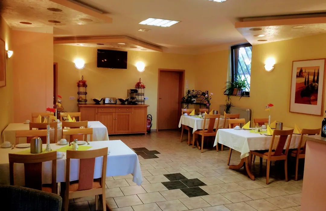 Hotel zum Schnackel-1