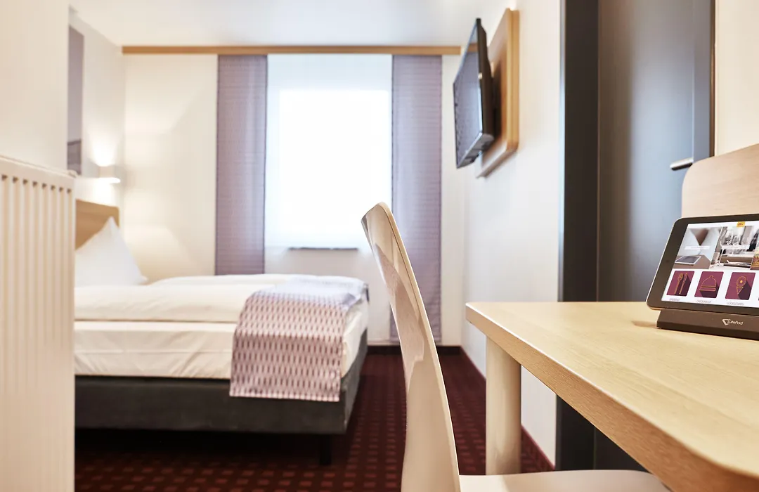 McDreams Hotel Düsseldorf-City-1