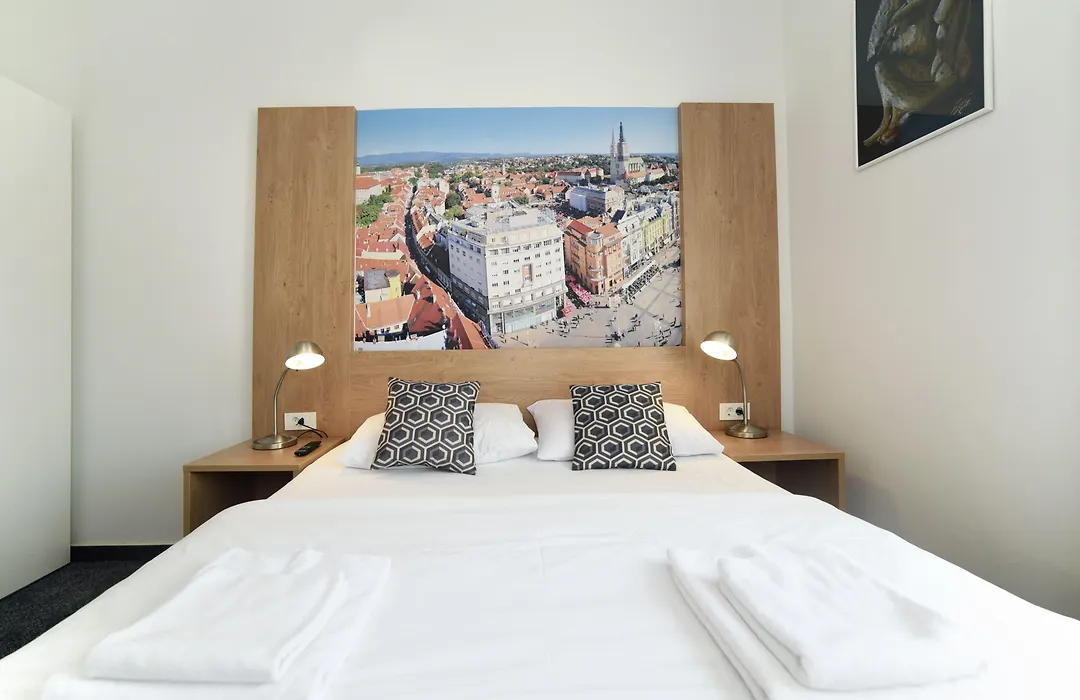 Hotel Orient Zagreb-1