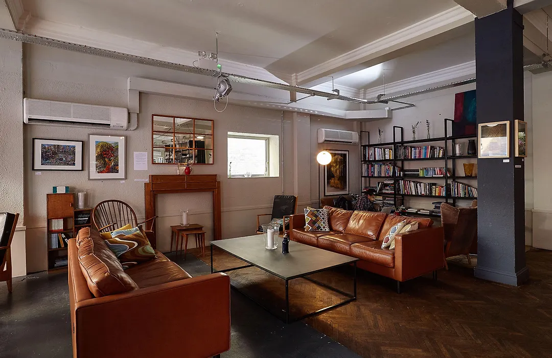 Green Rooms-1