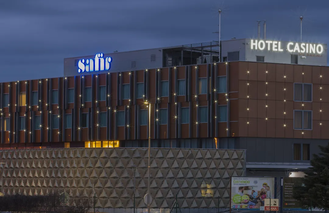 Safir Hotel Casino-1