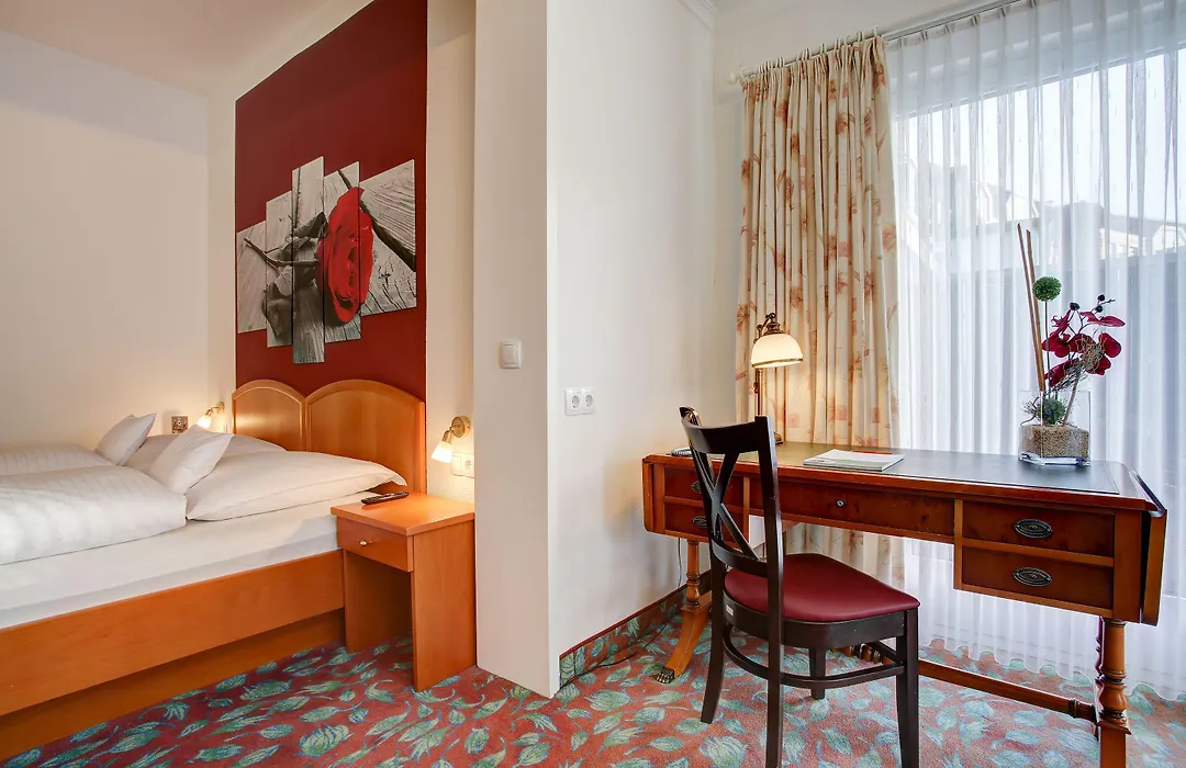 Hotel Consul-1