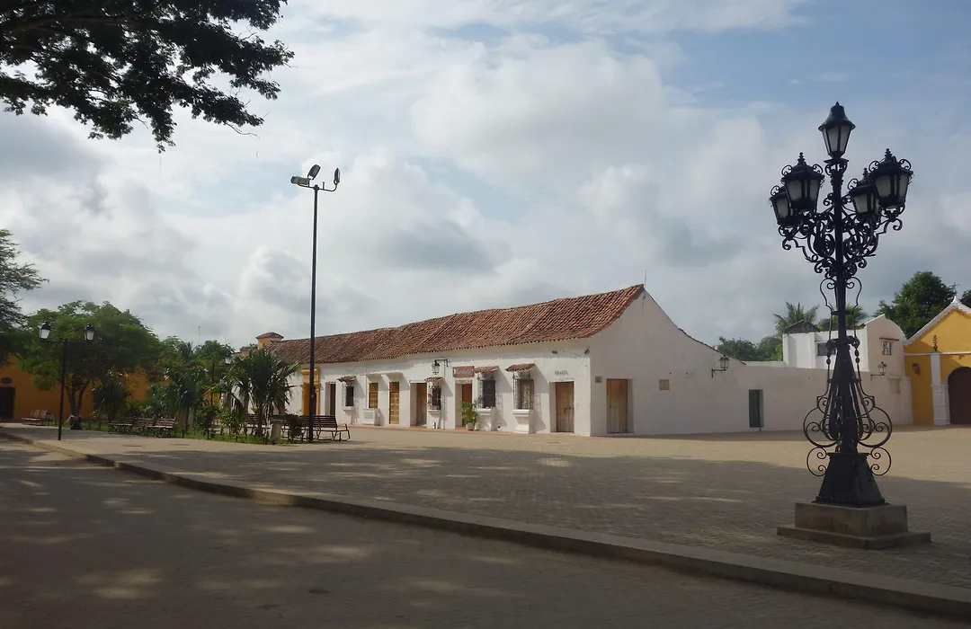 La Casa Amarilla-1