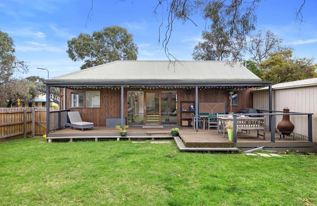 Sanders Beach House in Silverleaves-1