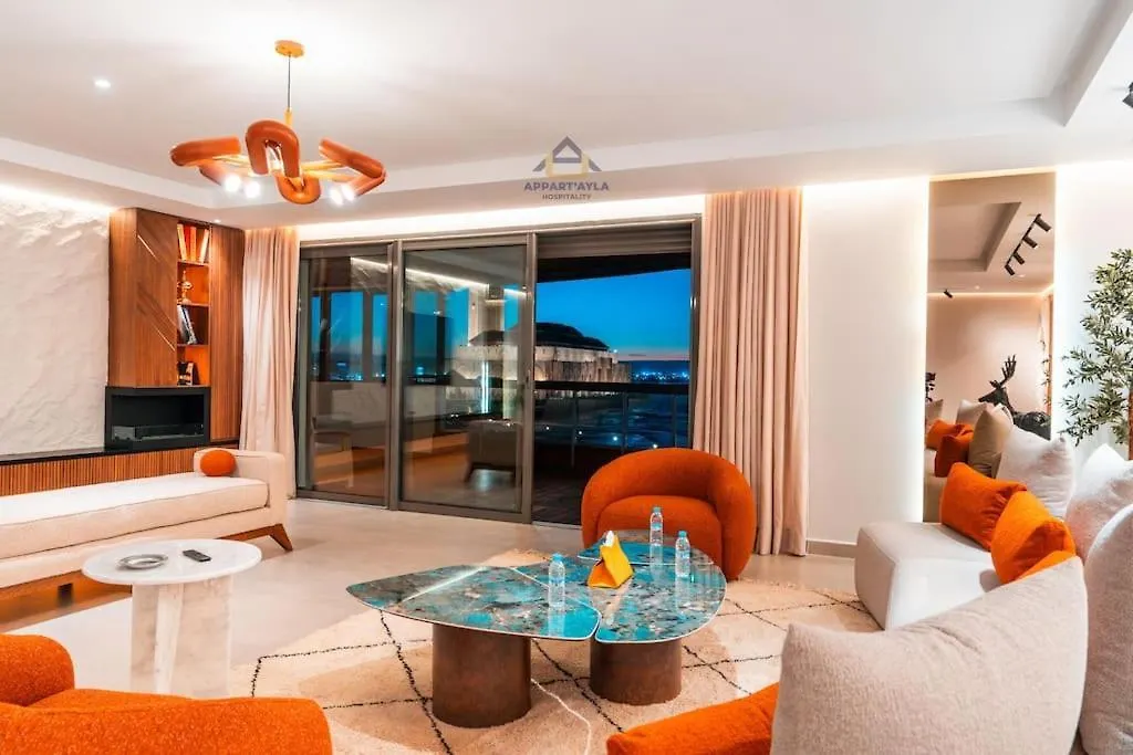 Royal Senior Suite 3Bd & 3Ba -By Appart Ayla-1