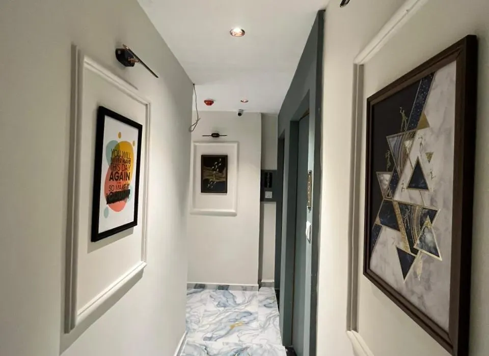 Hotel Golden Park-1