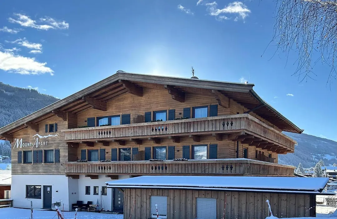 Apartment With Ski Lift Right Outside The Door-1