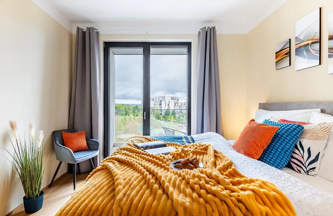 Prague Days - One-Bedroom Apartment With Balcony, Garage & 250 Mbs Wifi-1