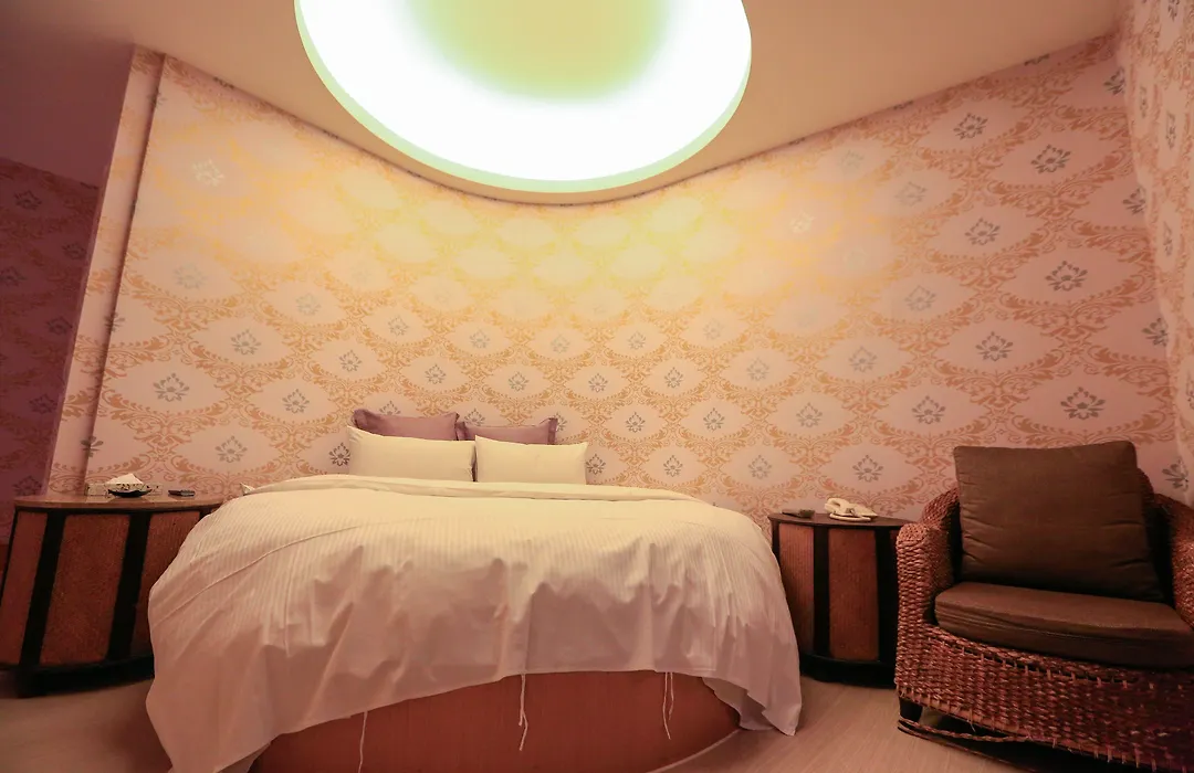 Walker Motel-1