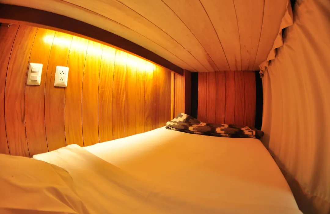 Nao Victoria Hostel-1
