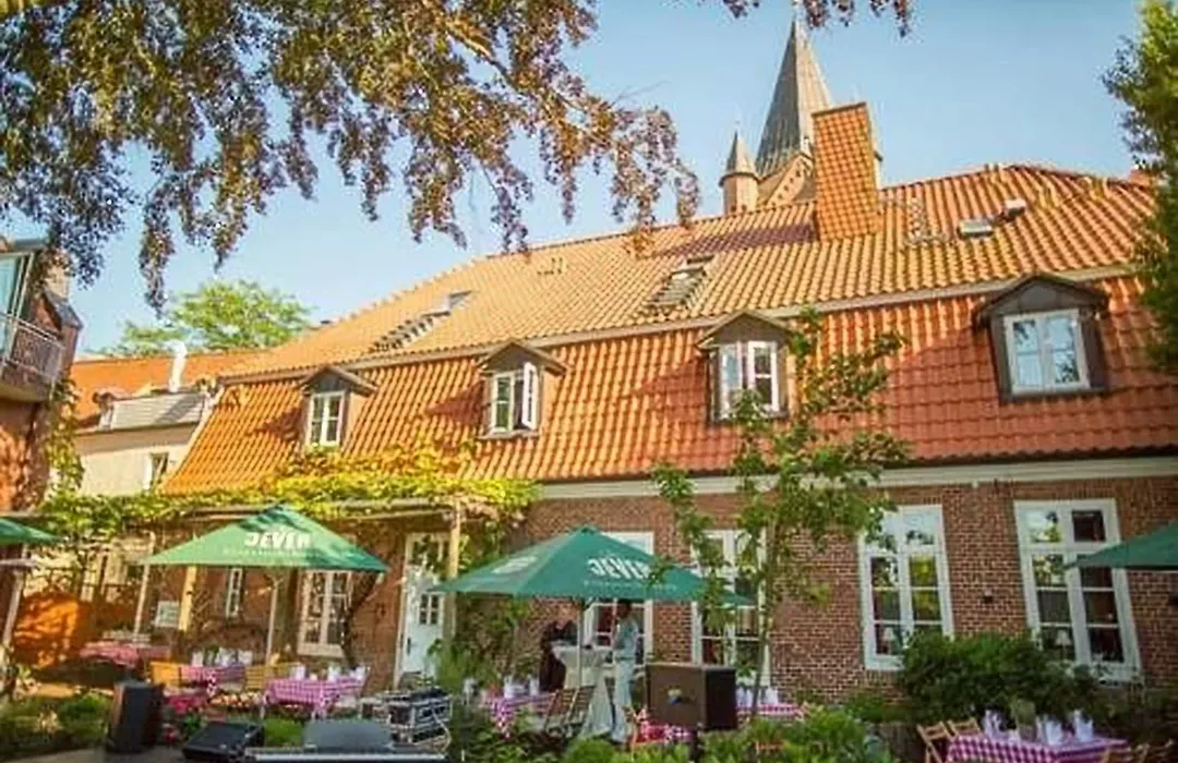 Hotel Altes Stadthaus-1