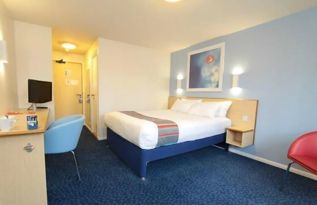 Travelodge London Central City Road-1