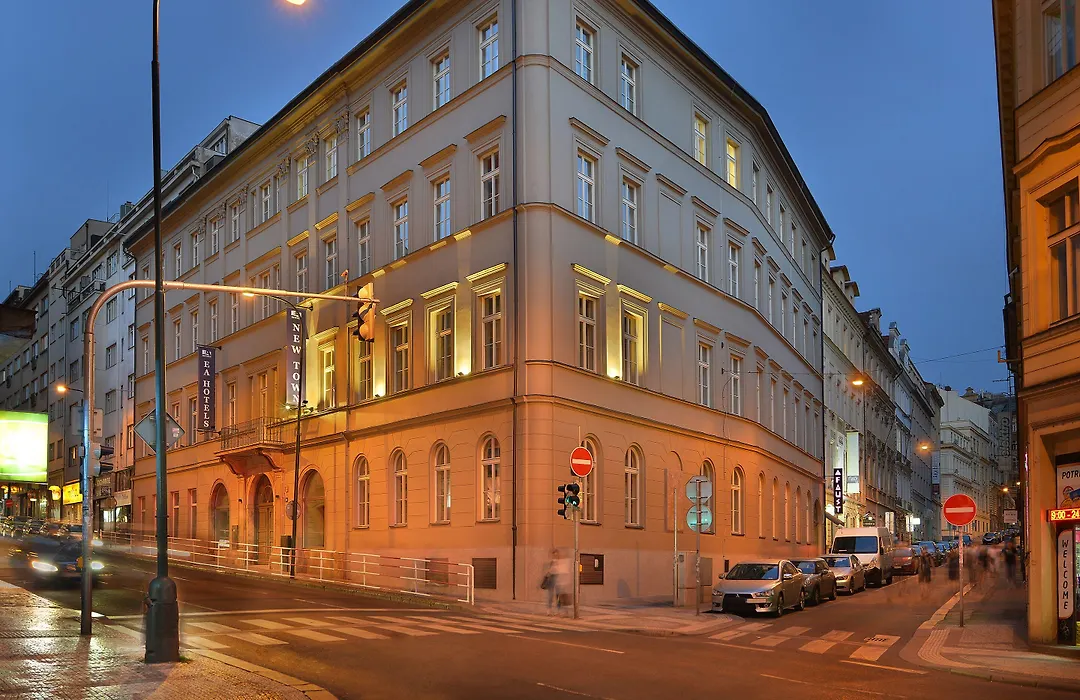 EA Hotel New Town-1