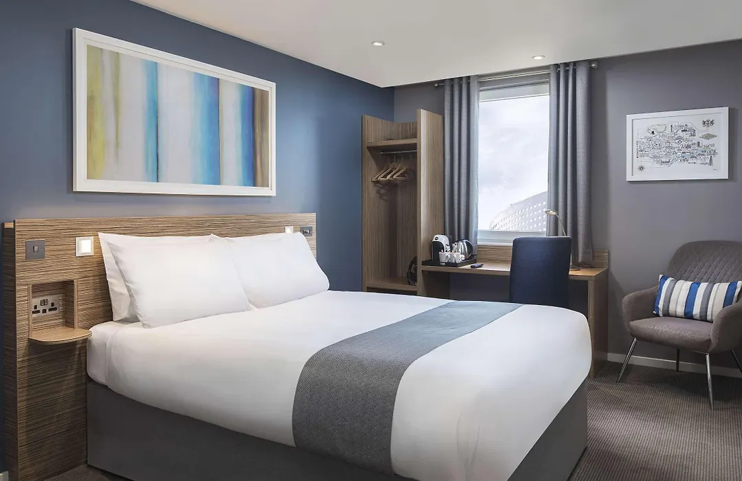 Travelodge Glasgow Queen Street-1