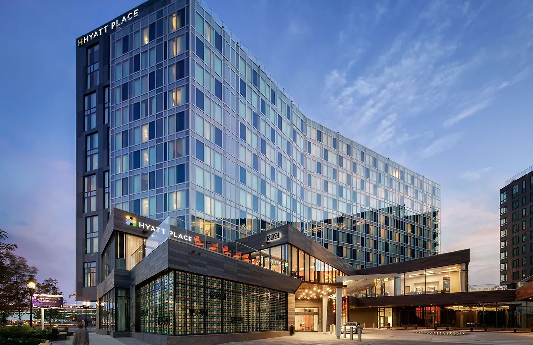 Hyatt Place Boston/Seaport District-1