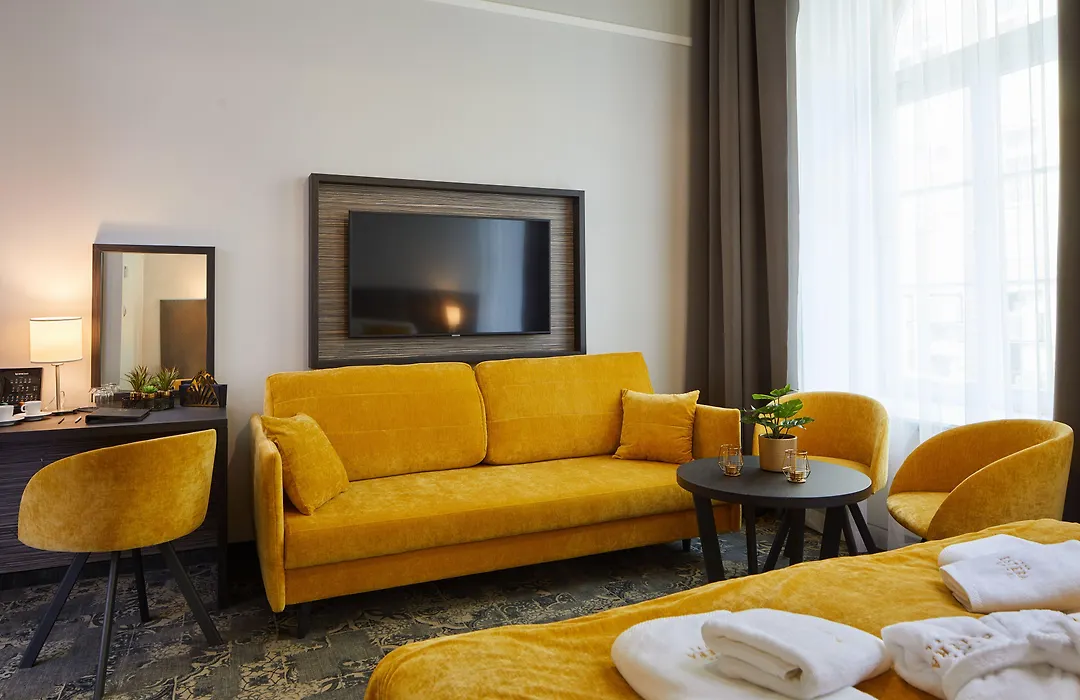 Hotel Estera-1