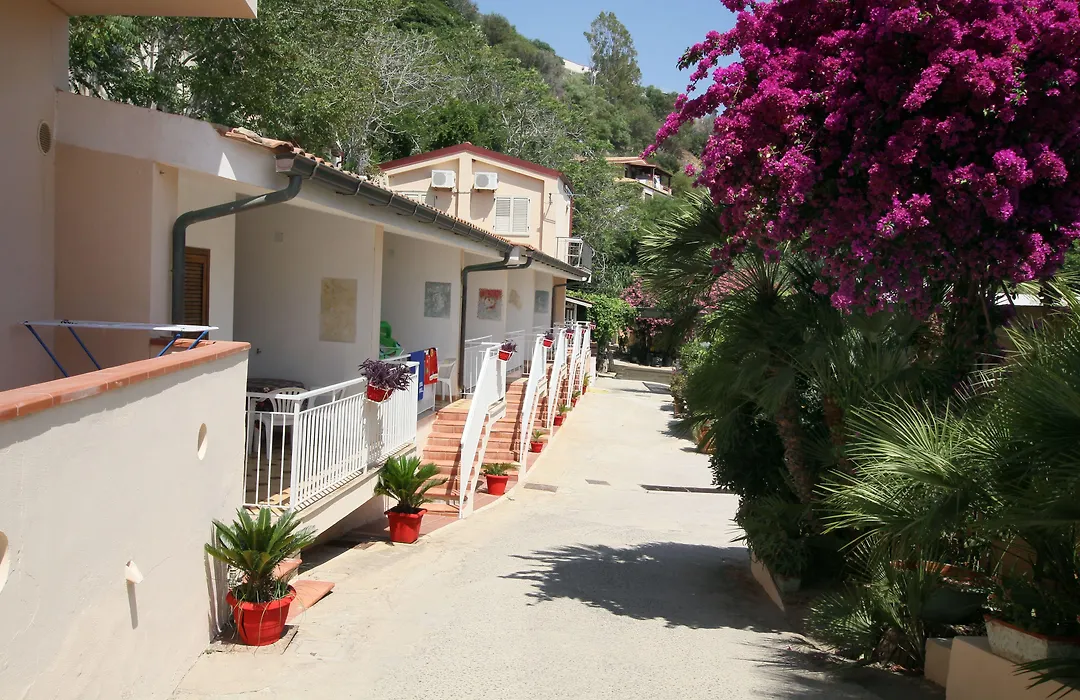 Villaggio Quattro Scogli-1