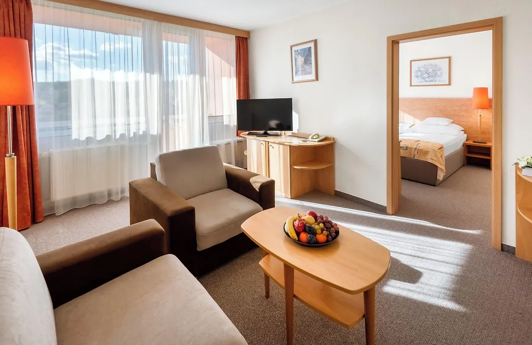 Hunguest Hotel Freya-1